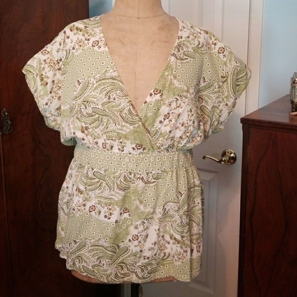 Women's light weight V neck blouse